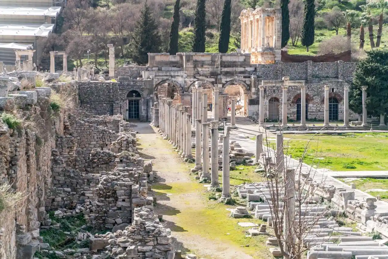 Ancient Roman Engineering in Ephesus: The Aqueducts and Nymphaeum