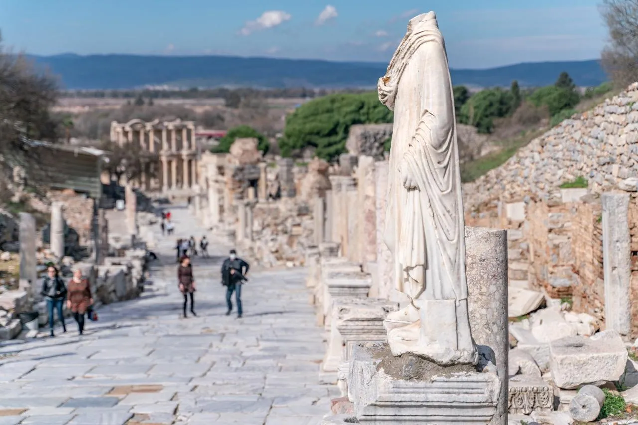 Is there a lot of walking at Ephesus?