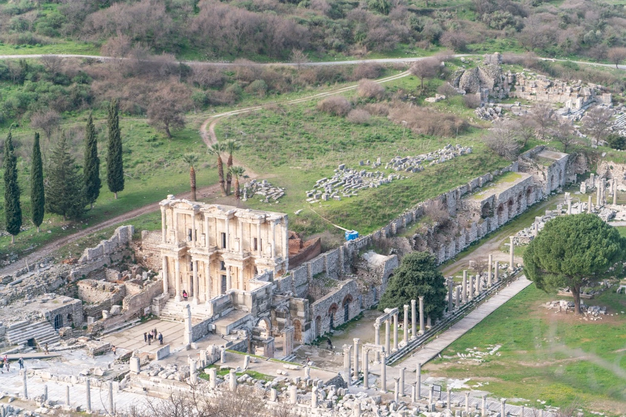From Jerusalem to Ephesus: How Mary Became a Symbol of Early Christianity
