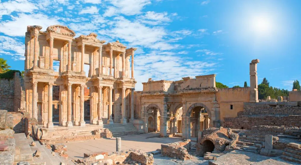 The Byzantine Period of Ephesus: The Rise of Ayasuluk and Decline of the City