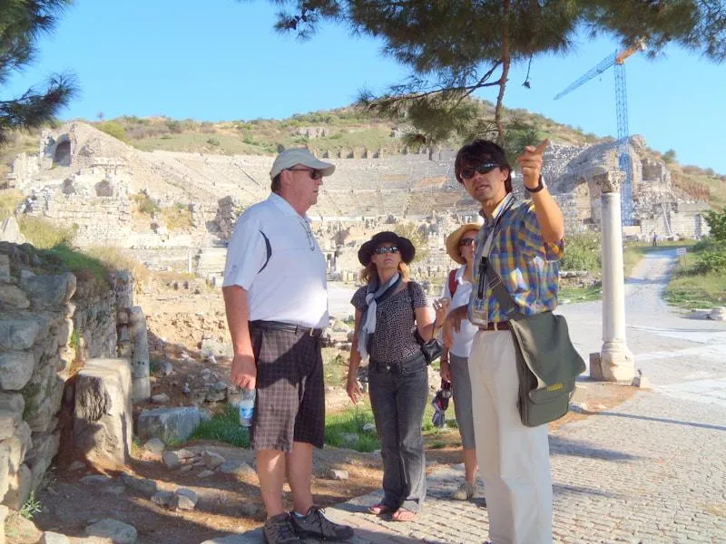 Guided vs. Self-Guided Tours in Ephesus: What’s Best?